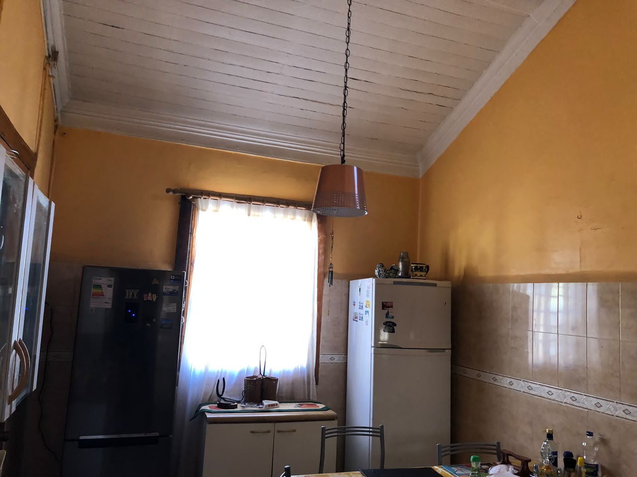Cocina familiar de Casa Vallereggia antes de su renovación